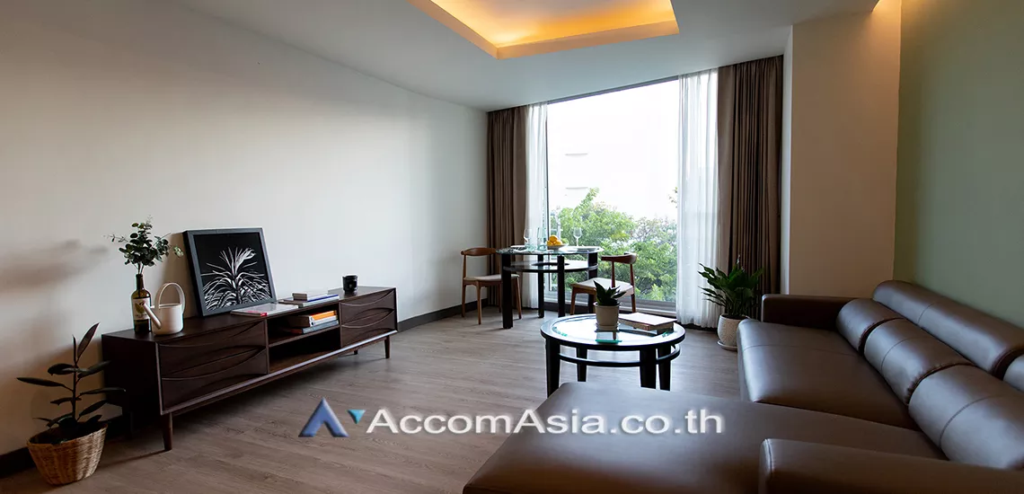 Fully Furnished, Pet friendly |  Modern Living Style Apartment  2 Bedroom for Rent BTS Phra khanong in Sukhumvit Bangkok