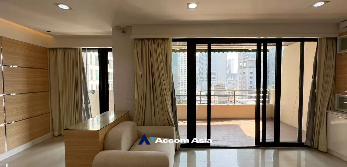 5  2 br Condominium for rent and sale in Silom ,Bangkok BTS Surasak at Sampoom Garden AA31776