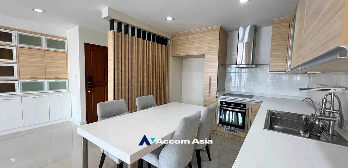  1  2 br Condominium for rent and sale in Silom ,Bangkok BTS Surasak at Sampoom Garden AA31776