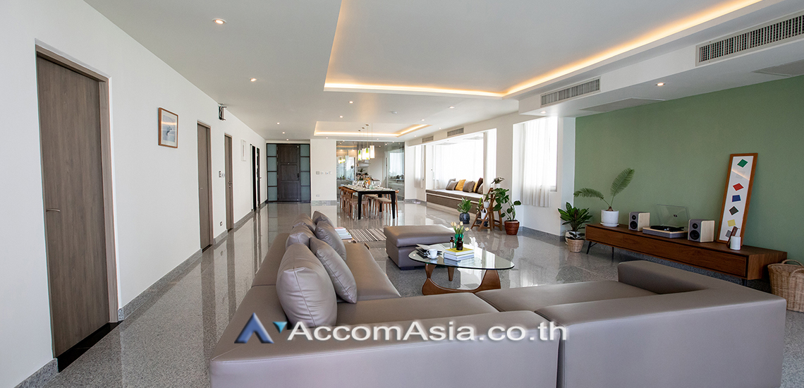 Modern Living Style 3 br Apartment For Rent in sukhumvit, Bangkok 
