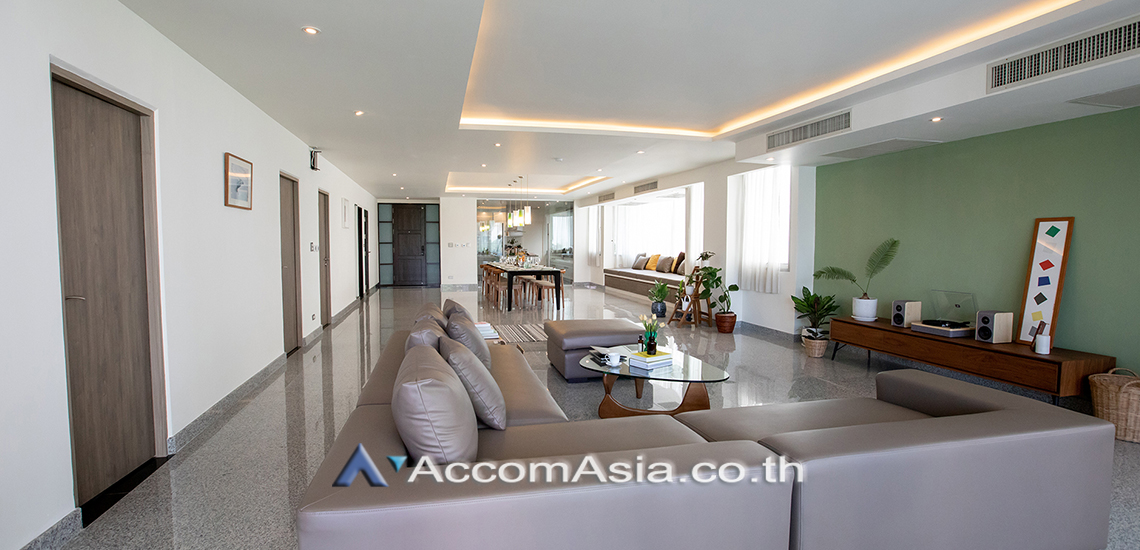 Fully Furnished, Pet friendly |  3 Bedrooms  Apartment For Rent in Sukhumvit, Bangkok  near BTS Phra khanong (AA31777)