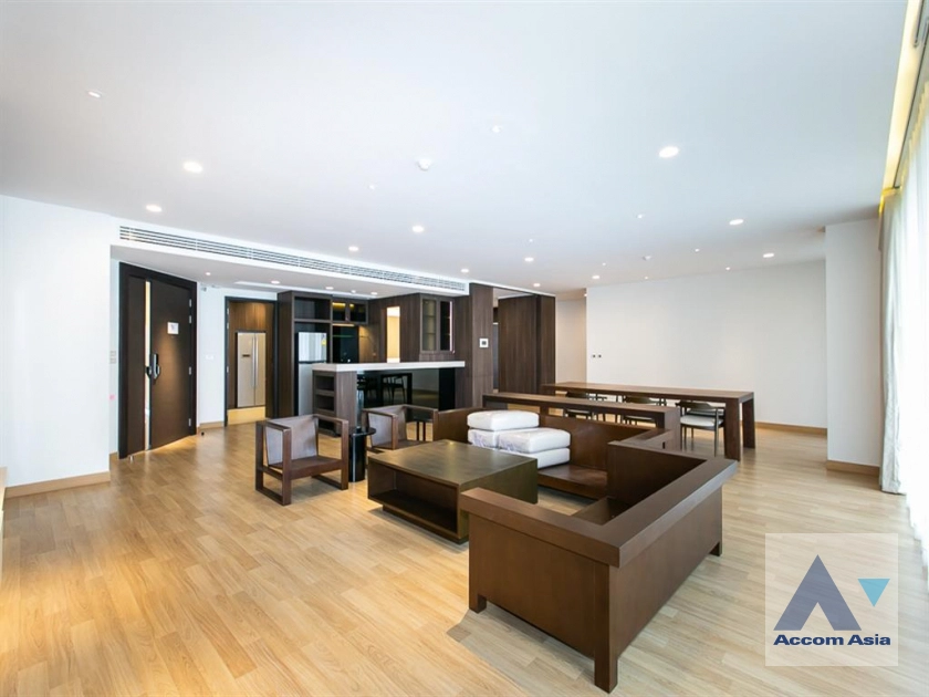 unitPet friendly | Spacious room with a large private balcony.( AA31788 )