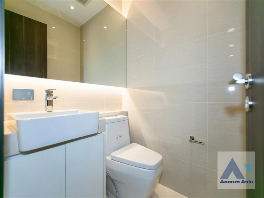 25  3 br Condominium For Sale in Sukhumvit ,Bangkok BTS On Nut at Park Court Sukhumvit 77 AA31788