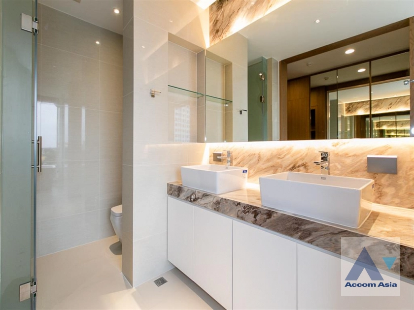 22  3 br Condominium For Sale in Sukhumvit ,Bangkok BTS On Nut at Park Court Sukhumvit 77 AA31788