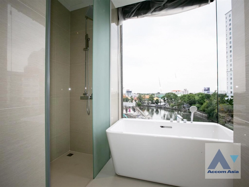 24  3 br Condominium For Sale in Sukhumvit ,Bangkok BTS On Nut at Park Court Sukhumvit 77 AA31788