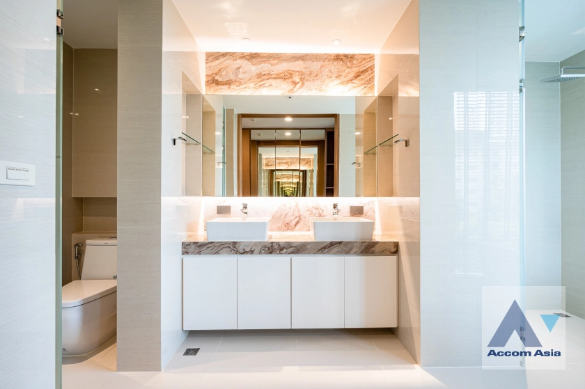 32  3 br Condominium For Rent in Sukhumvit ,Bangkok BTS On Nut at Park Court Sukhumvit 77 AA31794