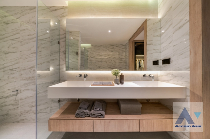 19  2 br Condominium for rent and sale in Sukhumvit ,Bangkok BTS Asok - MRT Sukhumvit at Fynn Sukhumvit 31 Condominium AA31814