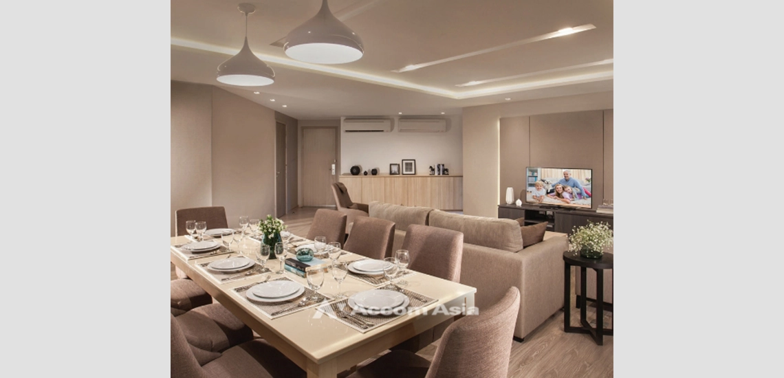 unitPet friendly | Elegant Residence with Full Dining Setup in Prime Sukhumvit (AA31840)