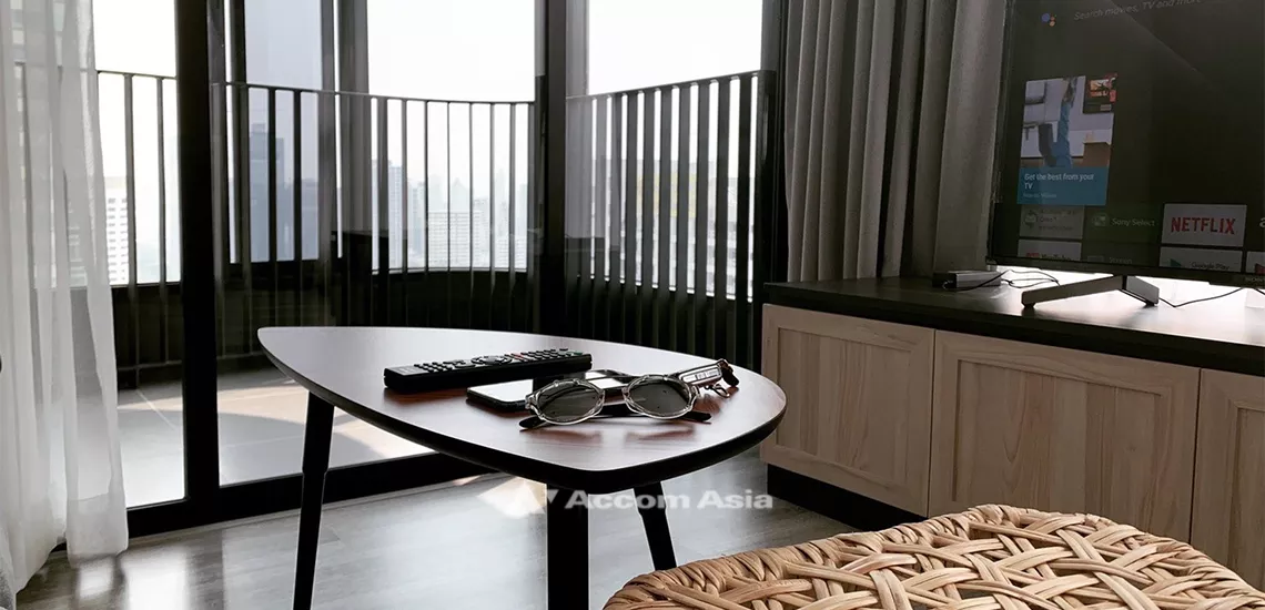 unit 2 Bedrooms  Condominium For Rent in Ratchadaphisek, Bangkok  near MRT Phetchaburi (AA31846)