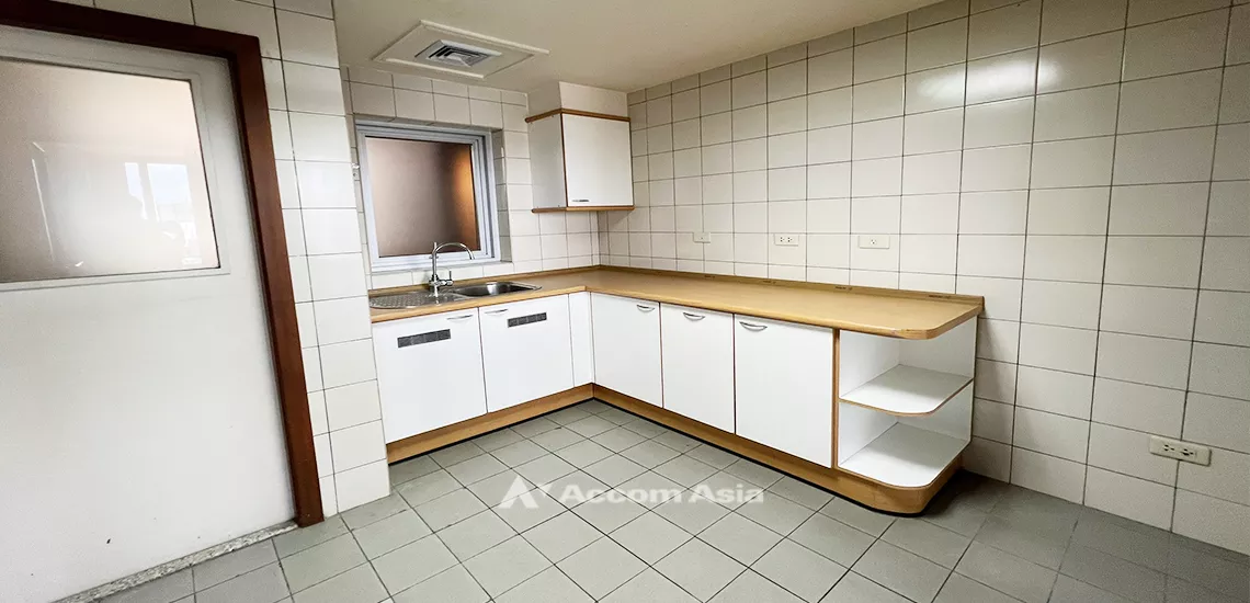 7  3 br Condominium For Sale in Ploenchit ,Bangkok BTS Ploenchit at All Seasons Mansion AA31854