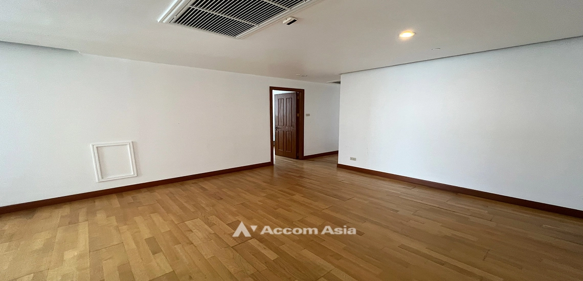 13  4 br Condominium For Sale in Ploenchit ,Bangkok BTS Ploenchit at All Seasons Mansion AA31855