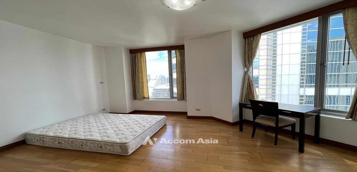 15  4 br Condominium For Sale in Ploenchit ,Bangkok BTS Ploenchit at All Seasons Mansion AA31855