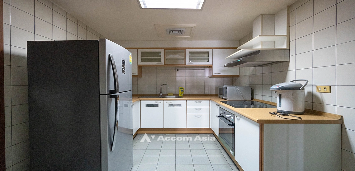  1  2 br Condominium For Sale in Ploenchit ,Bangkok BTS Ploenchit at All Seasons Mansion AA31856
