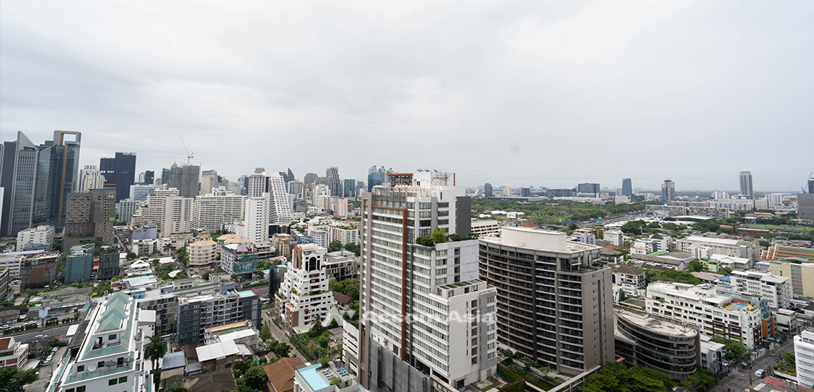 5  2 br Condominium For Sale in Ploenchit ,Bangkok BTS Ploenchit at All Seasons Mansion AA31856