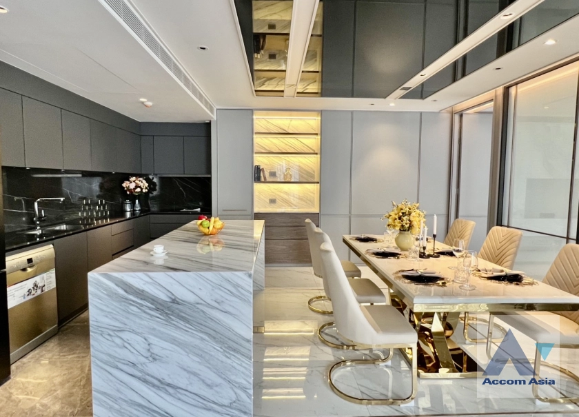 unitFully Furnished, Penthouse |  2 Bedrooms  Condominium For Rent & Sale in Sukhumvit, Bangkok  near BTS Asok - MRT Sukhumvit (AA31873)