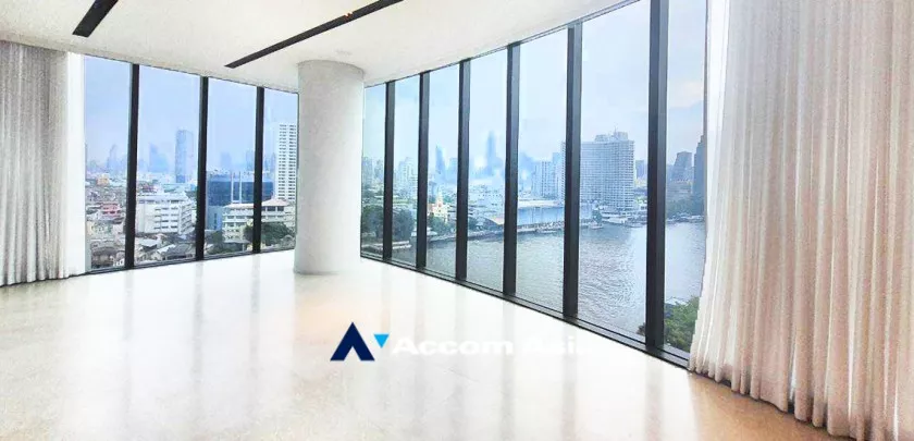 unit 3 Bedrooms  Condominium For Sale in Charoen Nakhon, Bangkok  near BTS Krung Thon Buri (AA31885)