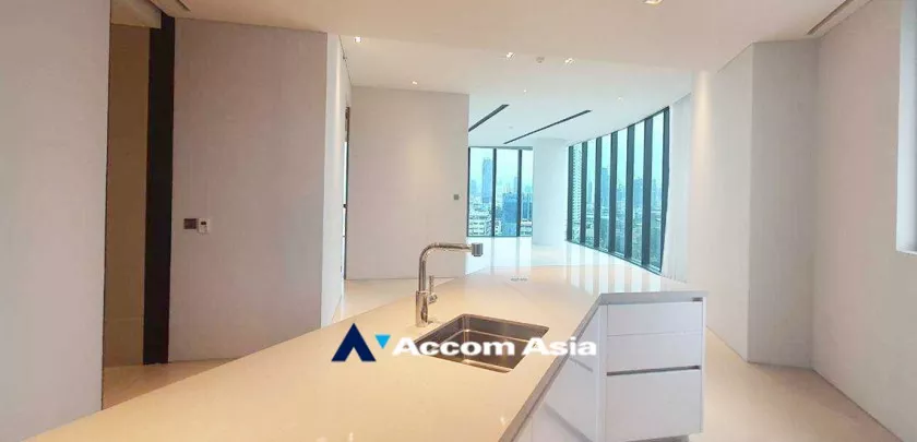  1  3 br Condominium For Sale in Charoen Nakhon ,Bangkok BTS Krung Thon Buri at Banyan Tree Residences Riverside AA31885