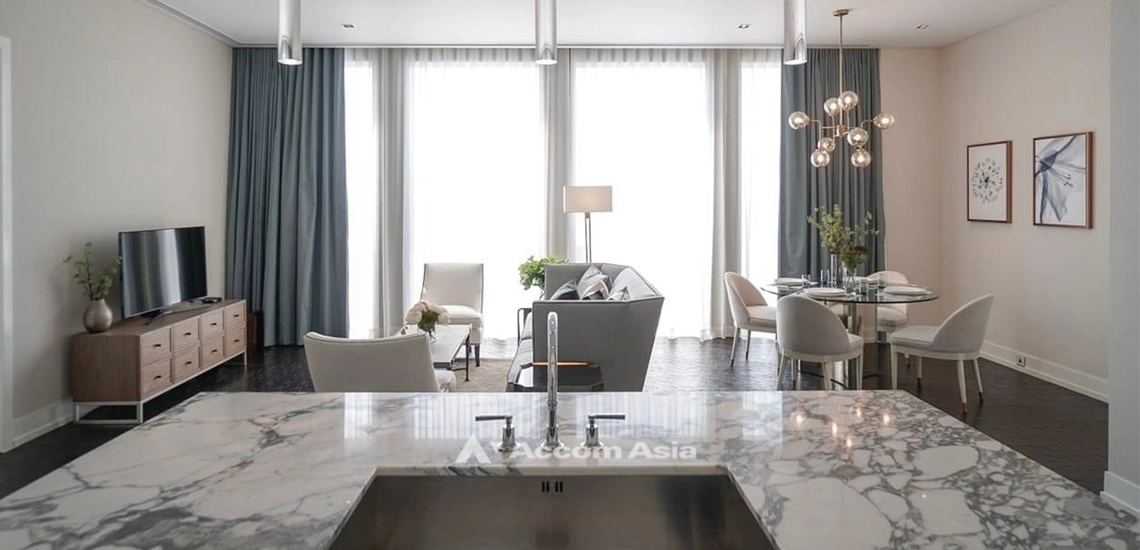 unitPet friendly |  2 Bedrooms  Condominium For Rent & Sale in Silom, Bangkok  near BTS Chong Nonsi (AA31888)