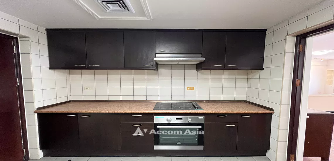 6  3 br Condominium For Sale in Ploenchit ,Bangkok BTS Ploenchit at All Seasons Mansion AA31907