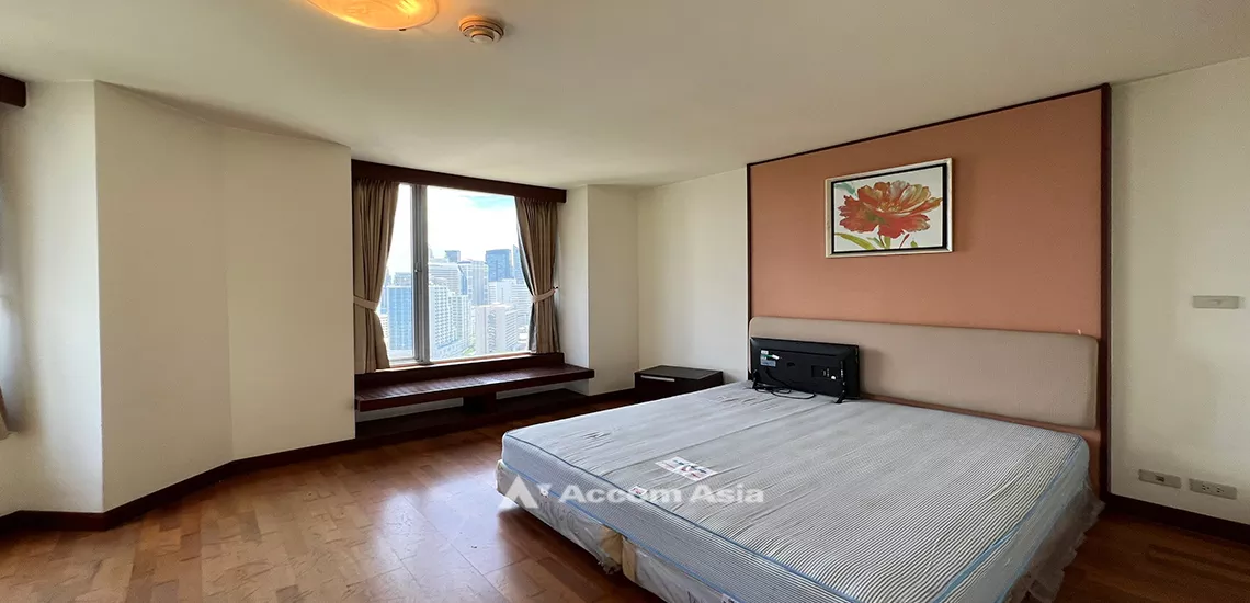 6  3 br Condominium For Sale in Ploenchit ,Bangkok BTS Ploenchit at All Seasons Mansion AA31909