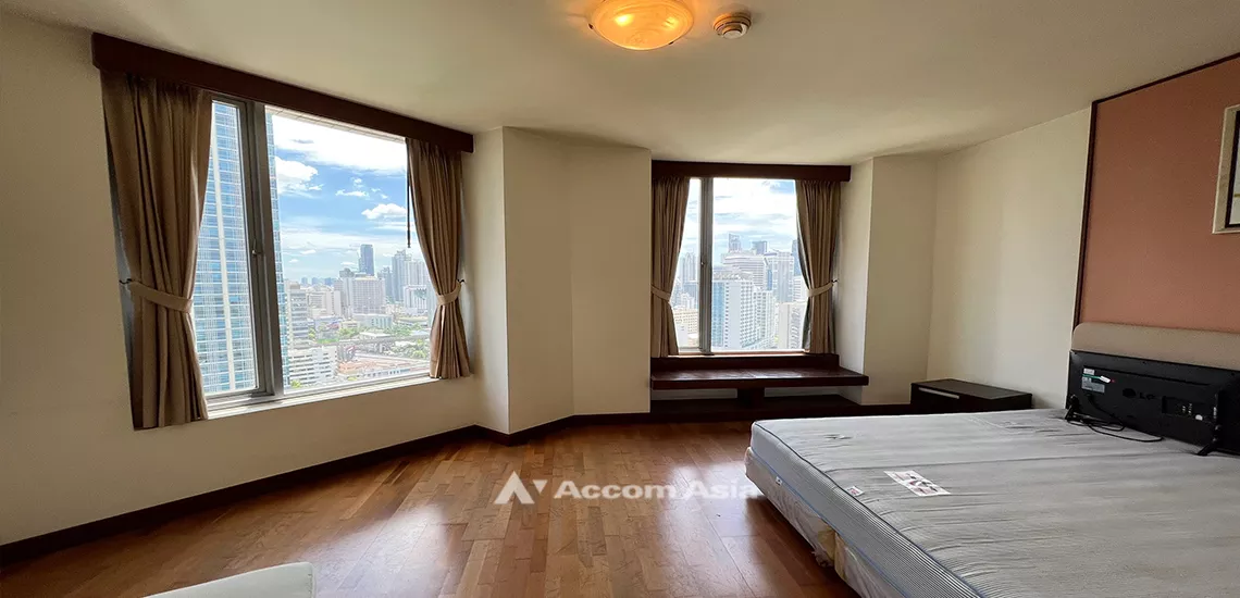 7  3 br Condominium For Sale in Ploenchit ,Bangkok BTS Ploenchit at All Seasons Mansion AA31909