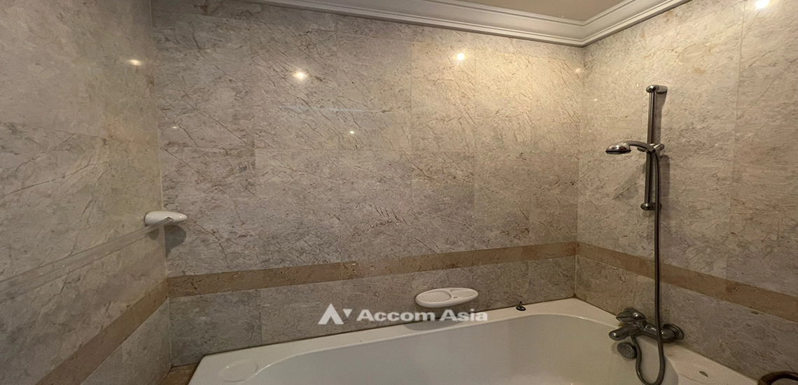 16  3 br Condominium For Sale in Ploenchit ,Bangkok BTS Ploenchit at All Seasons Mansion AA31911