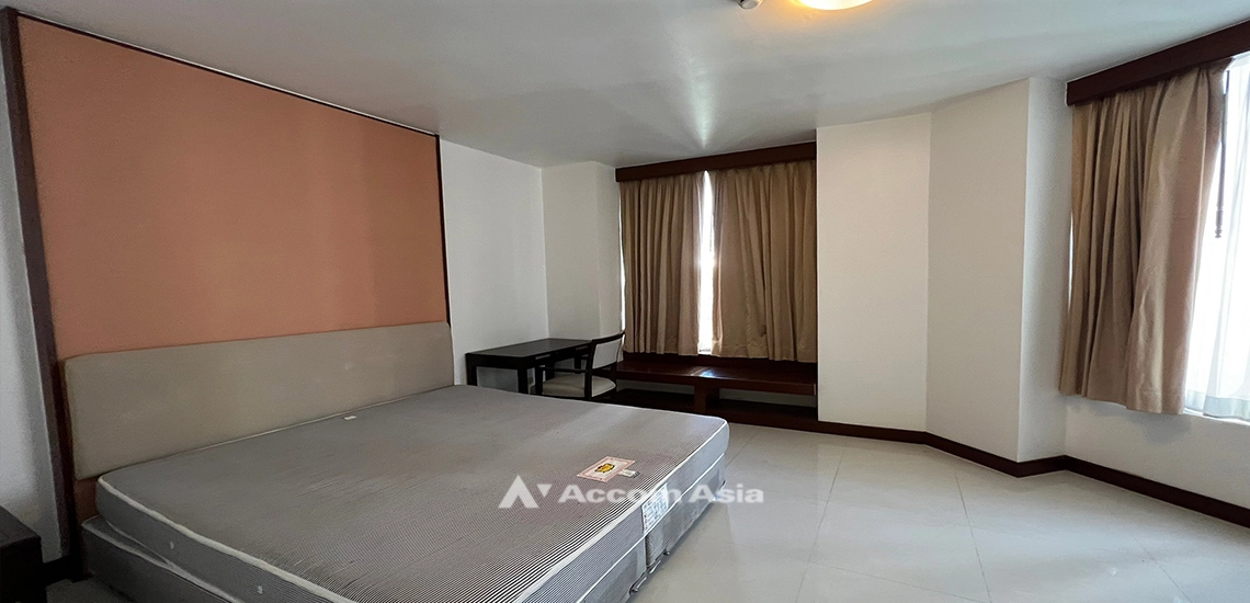 8  3 br Condominium For Sale in Ploenchit ,Bangkok BTS Ploenchit at All Seasons Mansion AA31911
