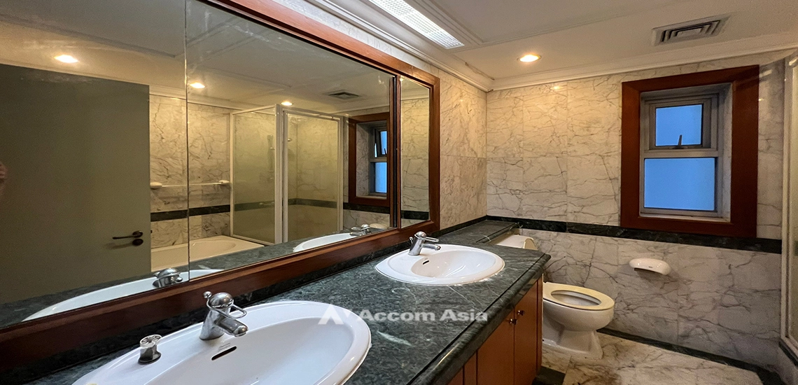 11  3 br Condominium For Sale in Ploenchit ,Bangkok BTS Ploenchit at All Seasons Mansion AA31911