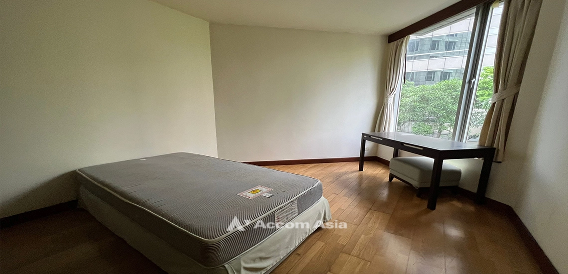 8  3 br Condominium For Sale in Ploenchit ,Bangkok BTS Ploenchit at All Seasons Mansion AA31913