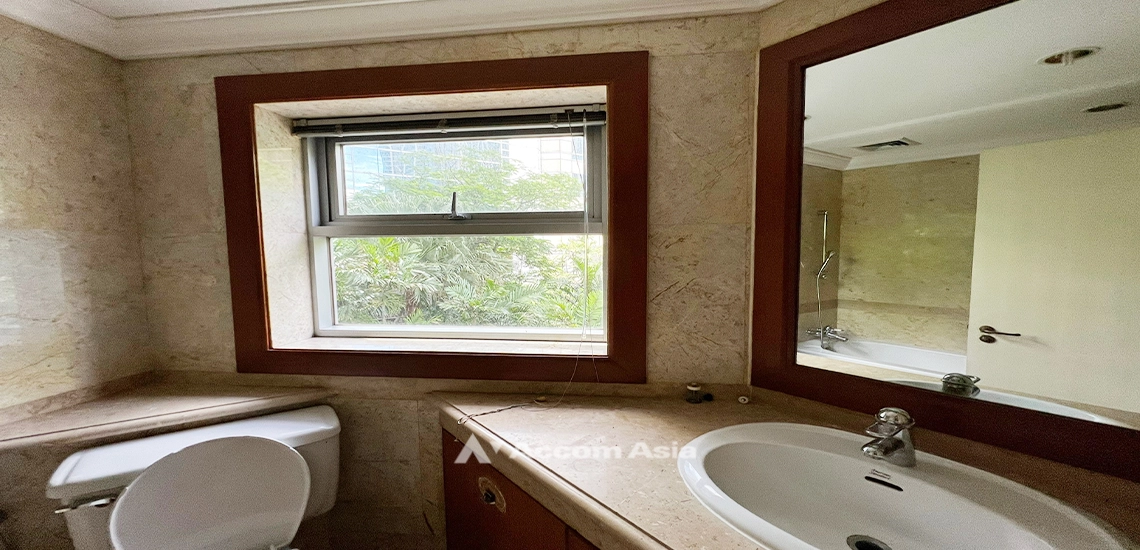 13  3 br Condominium For Sale in Ploenchit ,Bangkok BTS Ploenchit at All Seasons Mansion AA31913