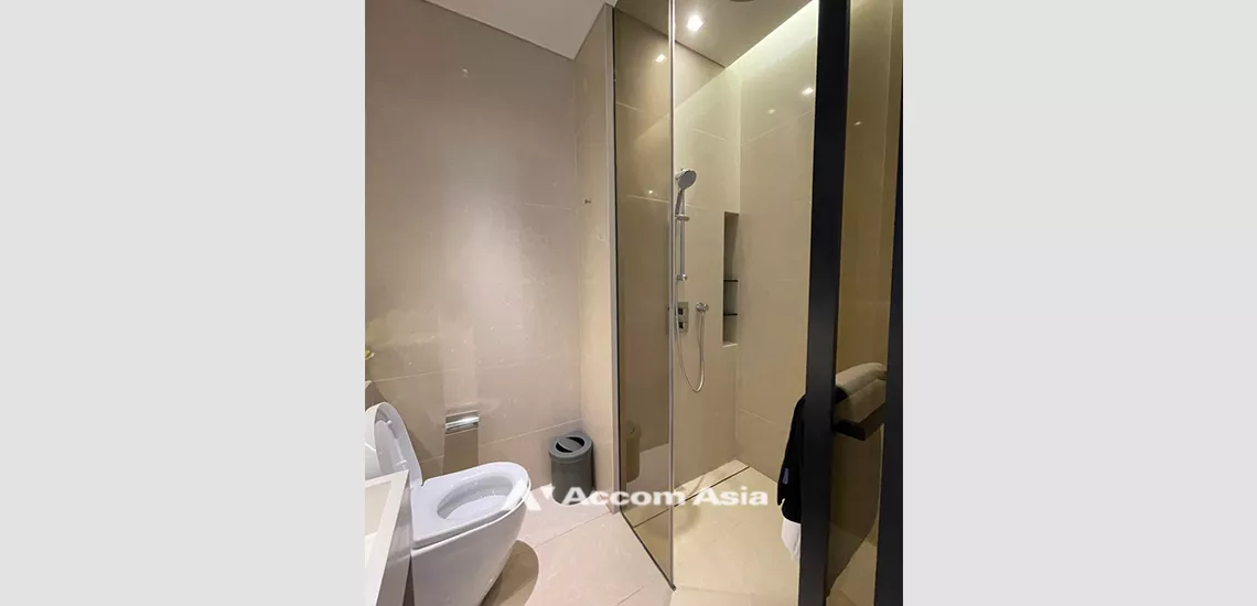 24  2 br Condominium For Sale in Charoen Nakhon ,Bangkok BTS Krung Thon Buri at Banyan Tree Residences Riverside AA31920