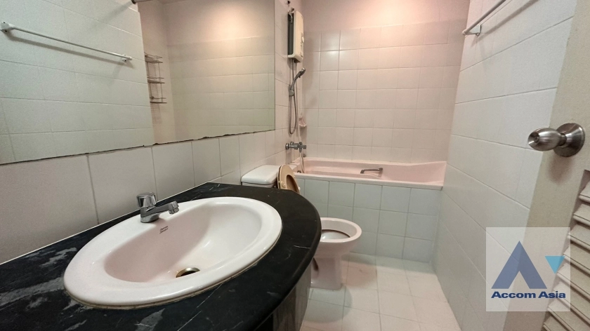 15  3 br House for rent and sale in Sukhumvit ,Bangkok BTS Phra khanong at Home Place Sukhumvit 71 AA31926