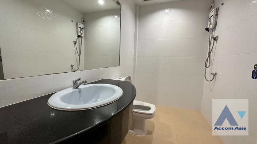 16  3 br House for rent and sale in Sukhumvit ,Bangkok BTS Phra khanong at Home Place Sukhumvit 71 AA31926