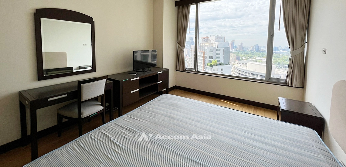 11  2 br Condominium For Sale in Ploenchit ,Bangkok BTS Ploenchit at All Seasons Mansion AA31927