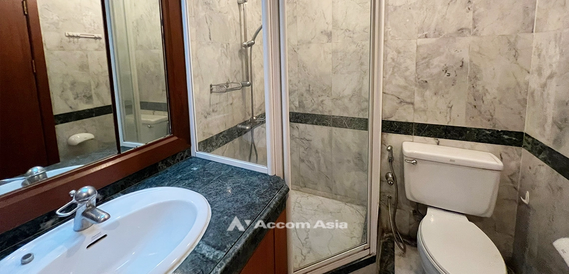 16  2 br Condominium For Sale in Ploenchit ,Bangkok BTS Ploenchit at All Seasons Mansion AA31927
