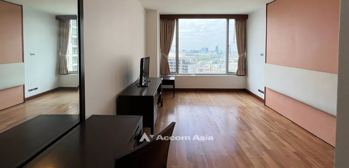 14  2 br Condominium For Sale in Ploenchit ,Bangkok BTS Ploenchit at All Seasons Mansion AA31928