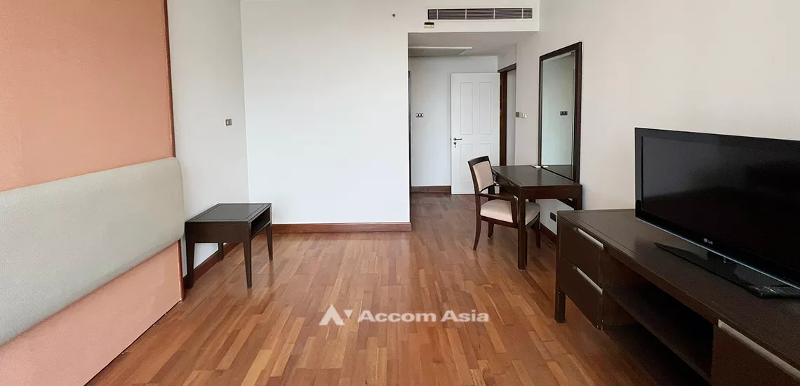 15  2 br Condominium For Sale in Ploenchit ,Bangkok BTS Ploenchit at All Seasons Mansion AA31928