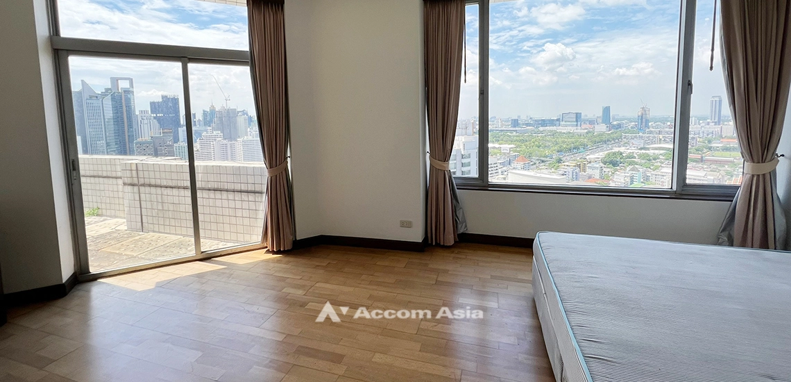 13  3 br Condominium For Sale in Ploenchit ,Bangkok BTS Ploenchit at All Seasons Mansion AA31930