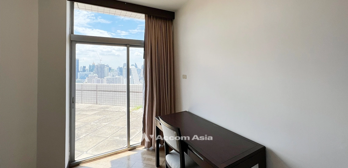 17  3 br Condominium For Sale in Ploenchit ,Bangkok BTS Ploenchit at All Seasons Mansion AA31930