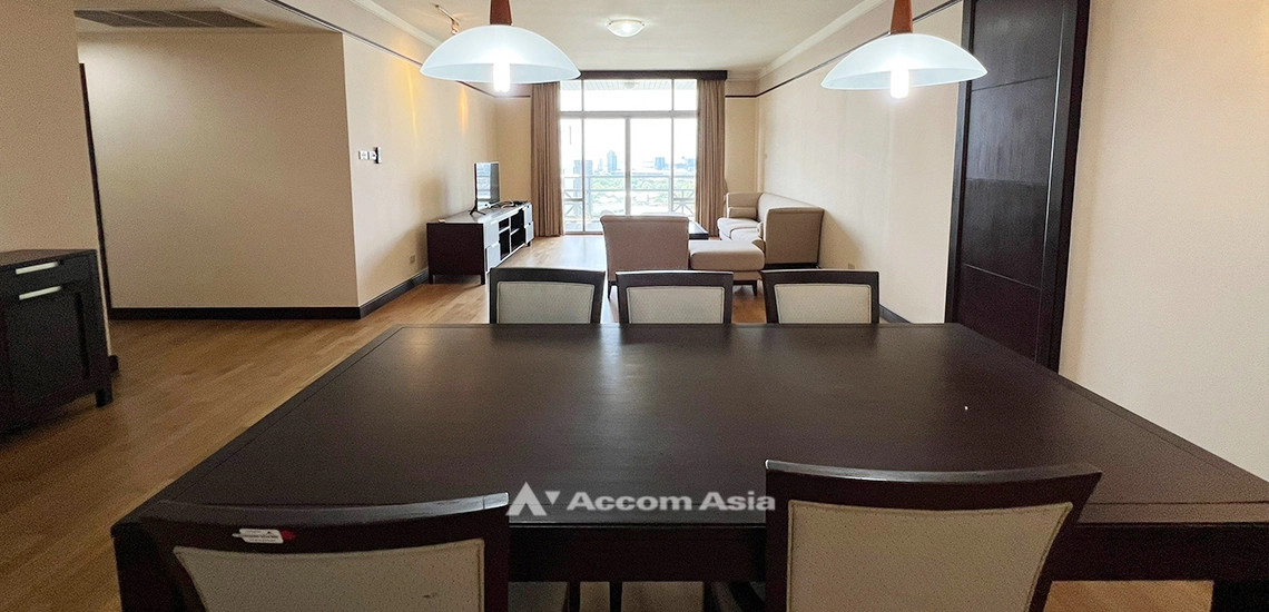 unitPet friendly |  2 Bedrooms  Condominium For Sale in Ploenchit, Bangkok  near BTS Ploenchit (AA31931)