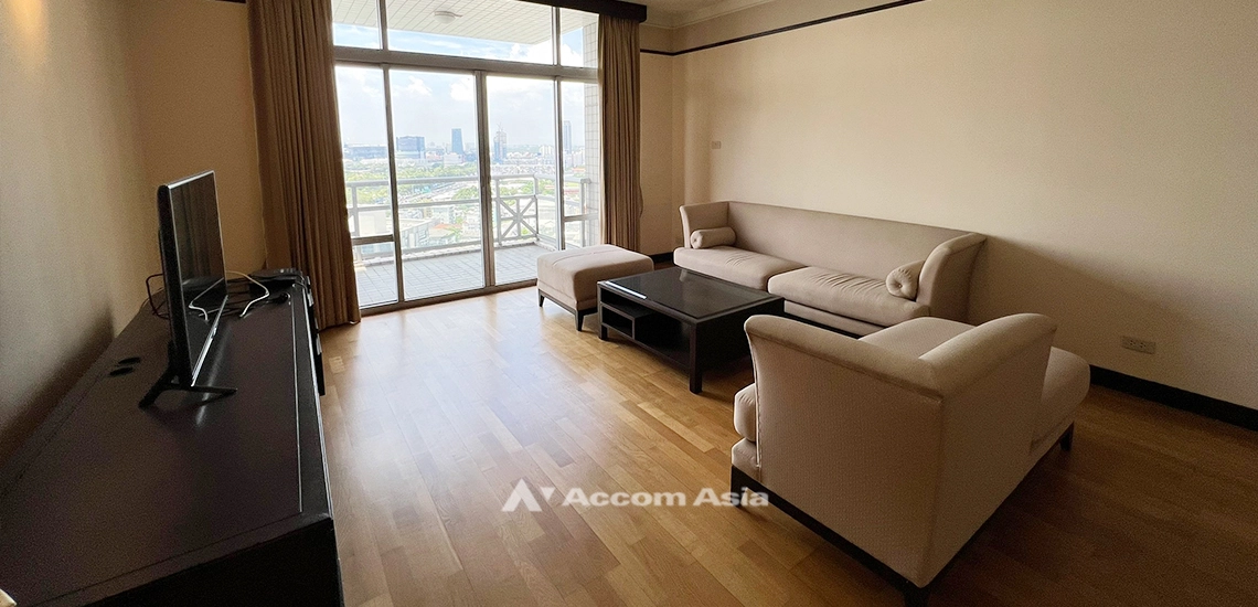 unitPet friendly |  2 Bedrooms  Condominium For Sale in Ploenchit, Bangkok  near BTS Ploenchit (AA31931)