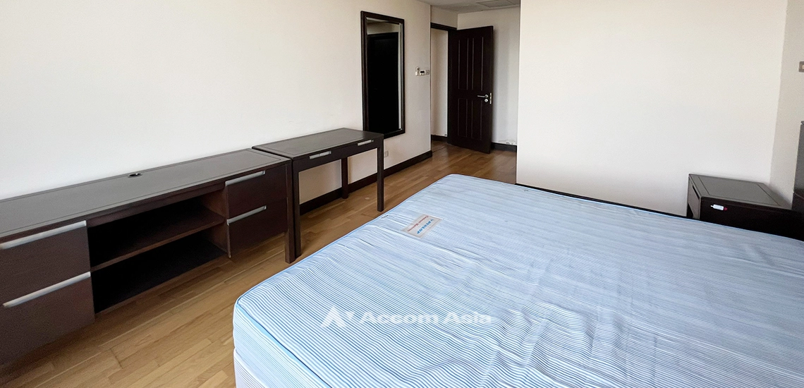 9  2 br Condominium For Sale in Ploenchit ,Bangkok BTS Ploenchit at All Seasons Mansion AA31931