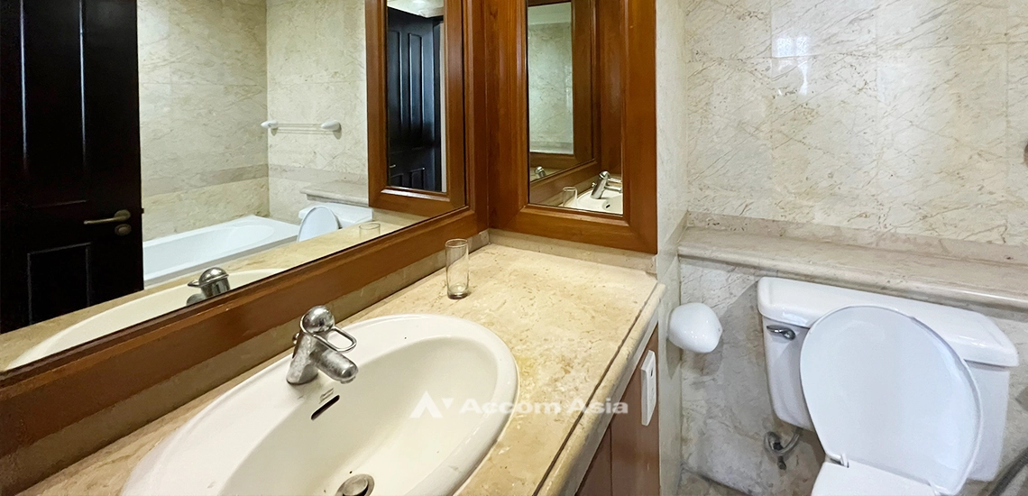 14  2 br Condominium For Sale in Ploenchit ,Bangkok BTS Ploenchit at All Seasons Mansion AA31931