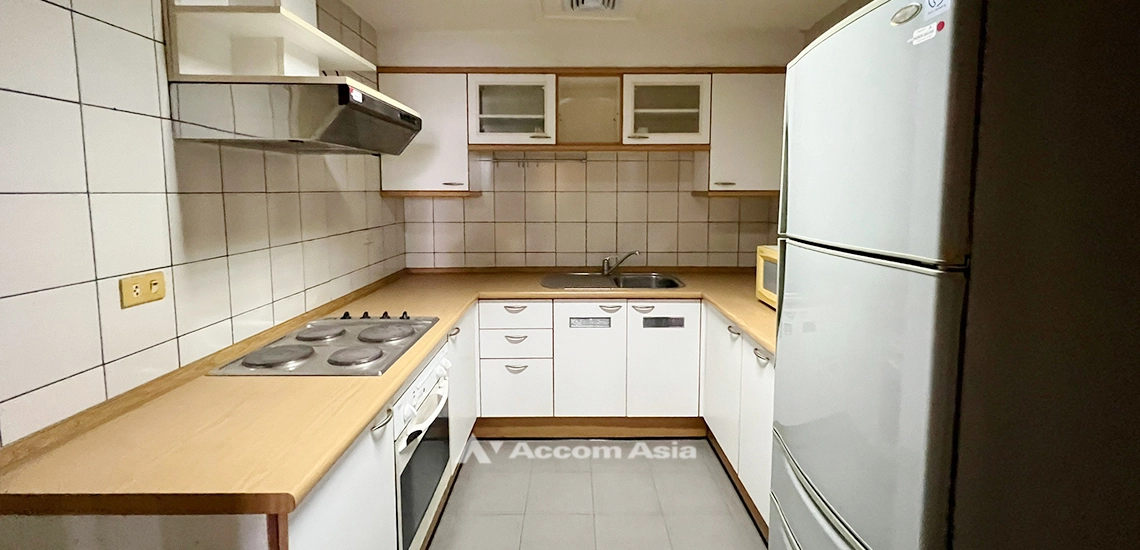 5  2 br Condominium For Sale in Ploenchit ,Bangkok BTS Ploenchit at All Seasons Mansion AA31932