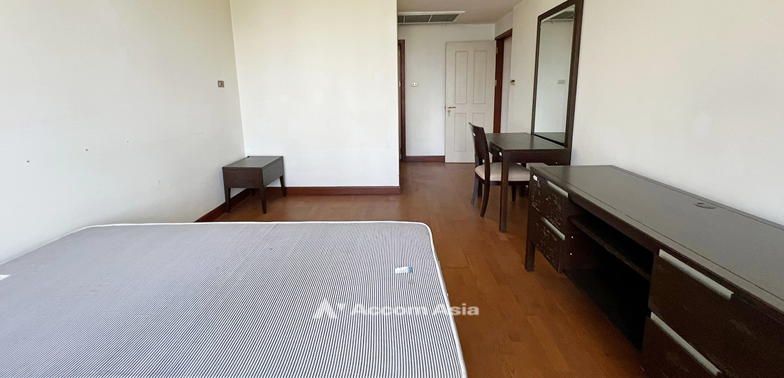 10  2 br Condominium For Sale in Ploenchit ,Bangkok BTS Ploenchit at All Seasons Mansion AA31932