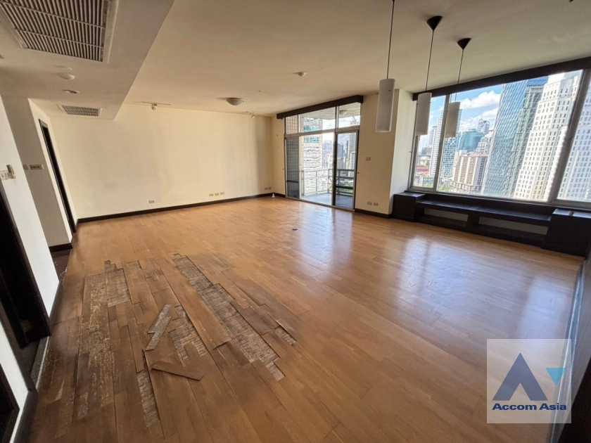 unitPet friendly |  3 Bedrooms  Condominium For Sale in Ploenchit, Bangkok  near BTS Ploenchit (AA31933)