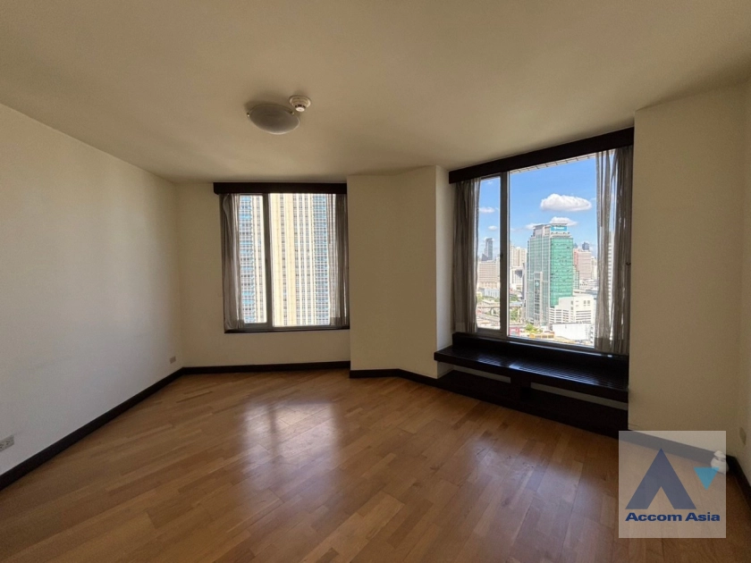 28  3 br Condominium For Sale in Ploenchit ,Bangkok BTS Ploenchit at All Seasons Mansion AA31933