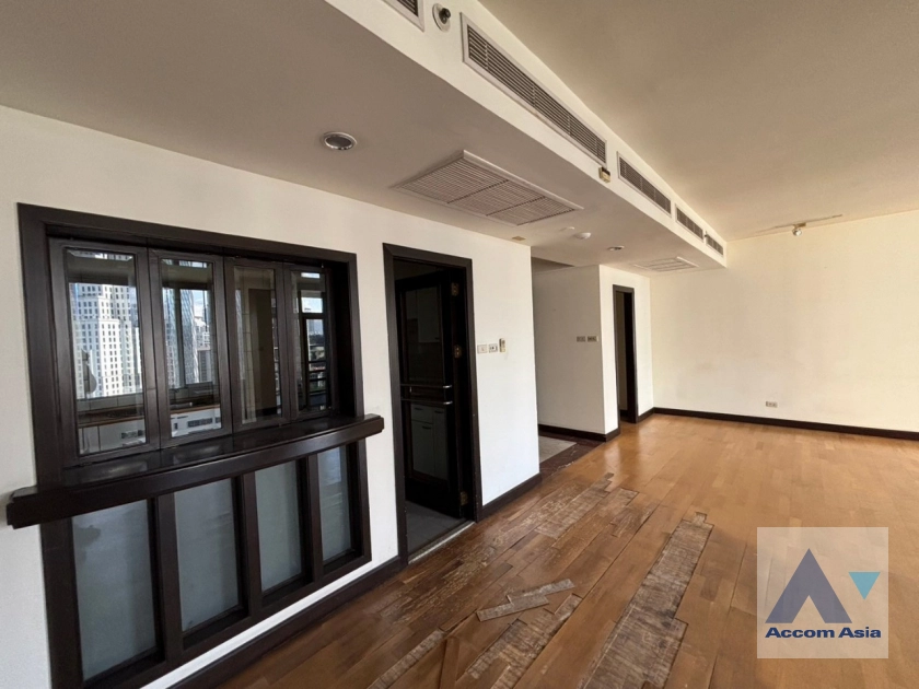unitPet friendly |  3 Bedrooms  Condominium For Sale in Ploenchit, Bangkok  near BTS Ploenchit (AA31933)