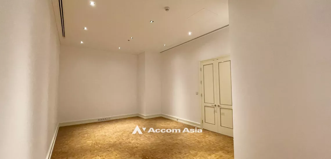 24  3 br Condominium For Sale in Silom ,Bangkok BTS Chong Nonsi at The Ritz Carlton Residences AA31939