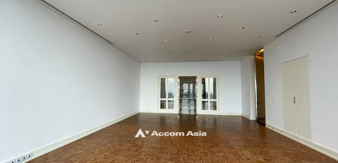 4  3 br Condominium For Sale in Silom ,Bangkok BTS Chong Nonsi at The Ritz Carlton Residences AA31939